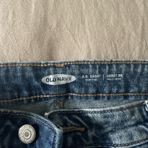 Old Navy OG high rise shorts - 3 Inch Inseam - Picture 2 of 3